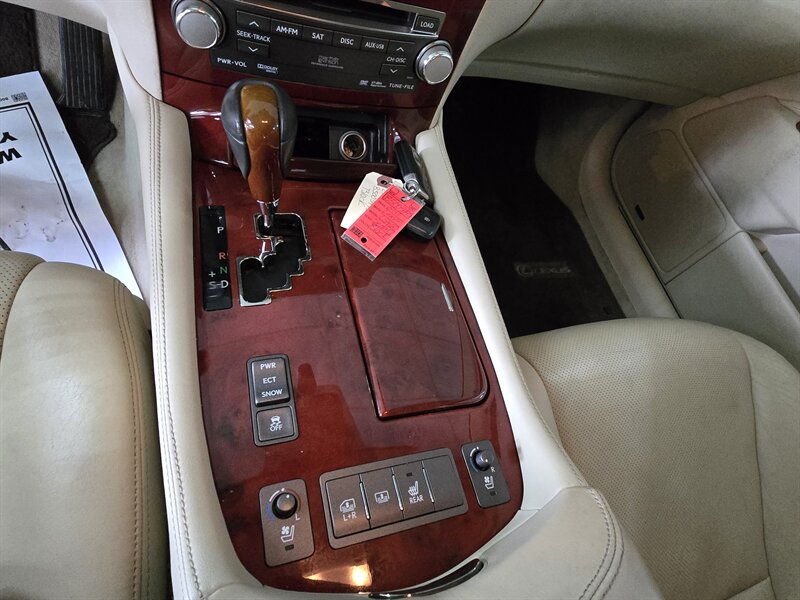 2011 Lexus LS 450 L 4DR SEDAN AWD - Photo 20 - Hamilton, OH 45015