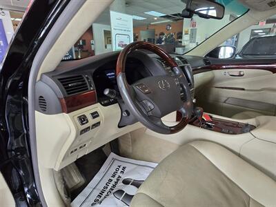 2011 Lexus LS 450 L 4DR SEDAN AWD - Photo 8 - Hamilton, OH 45015