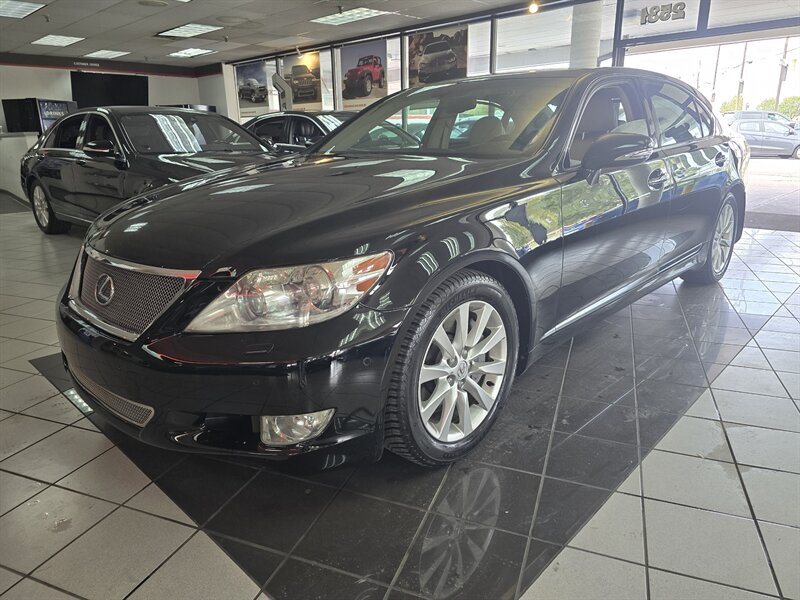 2011 Lexus LS 450 L 4DR SEDAN AWD   - Photo 1 - Hamilton, OH 45015