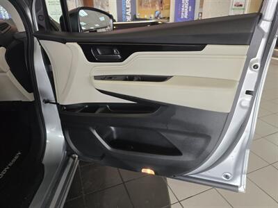 2025 Honda Odyssey Touring 4DR MINI-VAN   - Photo 12 - Hamilton, OH 45015