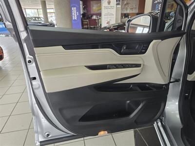 2025 Honda Odyssey Touring 4DR MINI-VAN   - Photo 7 - Hamilton, OH 45015