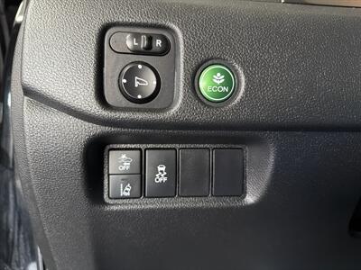 2019 Honda Passport Sport   - Photo 15 - Hamilton, OH 45015