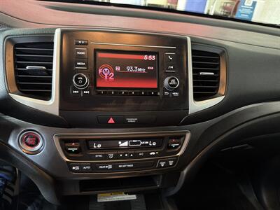 2019 Honda Passport Sport   - Photo 16 - Hamilton, OH 45015