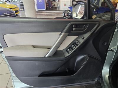 2014 Subaru Forester 2.5i 4DR WAGON AWD - Photo 7 - Hamilton, OH 45015