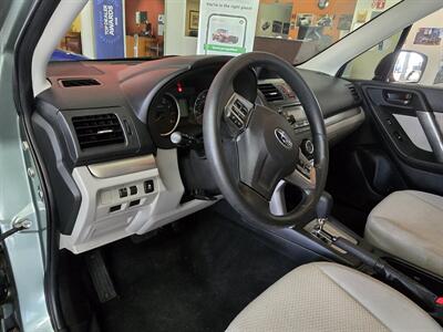 2014 Subaru Forester 2.5i 4DR WAGON AWD - Photo 8 - Hamilton, OH 45015
