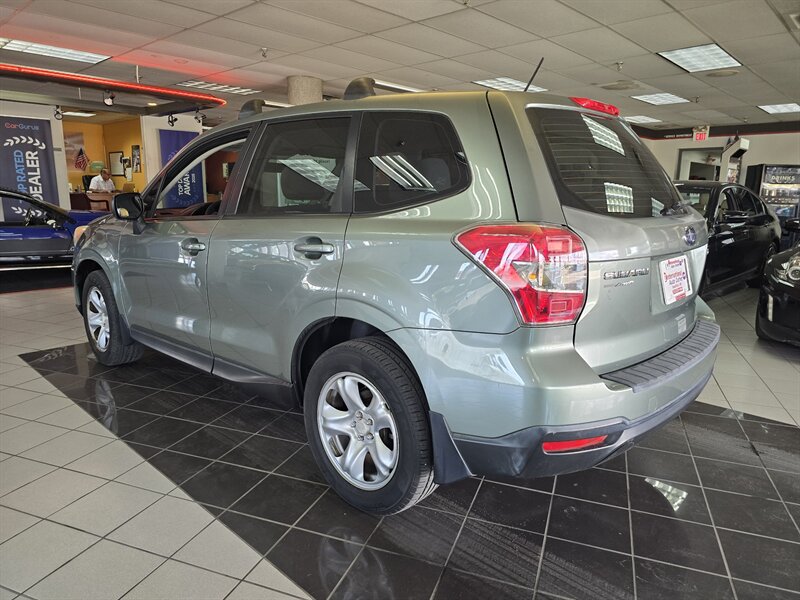 2014 Subaru Forester 2.5i 4DR WAGON AWD - Photo 6 - Hamilton, OH 45015