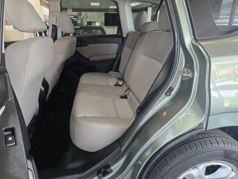 2014 Subaru Forester 2.5i 4DR WAGON AWD - Photo 11 - Hamilton, OH 45015