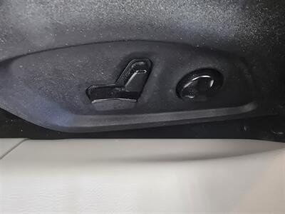 2017 Jeep Compass Latitude 4DR SUV 4X4   - Photo 19 - Hamilton, OH 45015