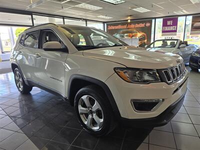 2017 Jeep Compass Latitude 4DR SUV 4X4   - Photo 3 - Hamilton, OH 45015