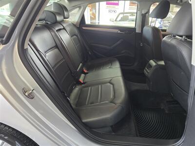 2015 Volkswagen Passat 1.8T S 4DR SEDAN   - Photo 15 - Hamilton, OH 45015