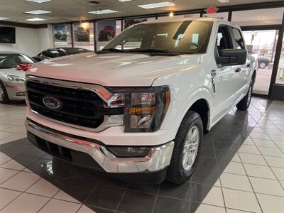 2023 Ford F-150 XLT   - Photo 1 - Hamilton, OH 45015