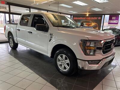 2023 Ford F-150 XLT   - Photo 4 - Hamilton, OH 45015