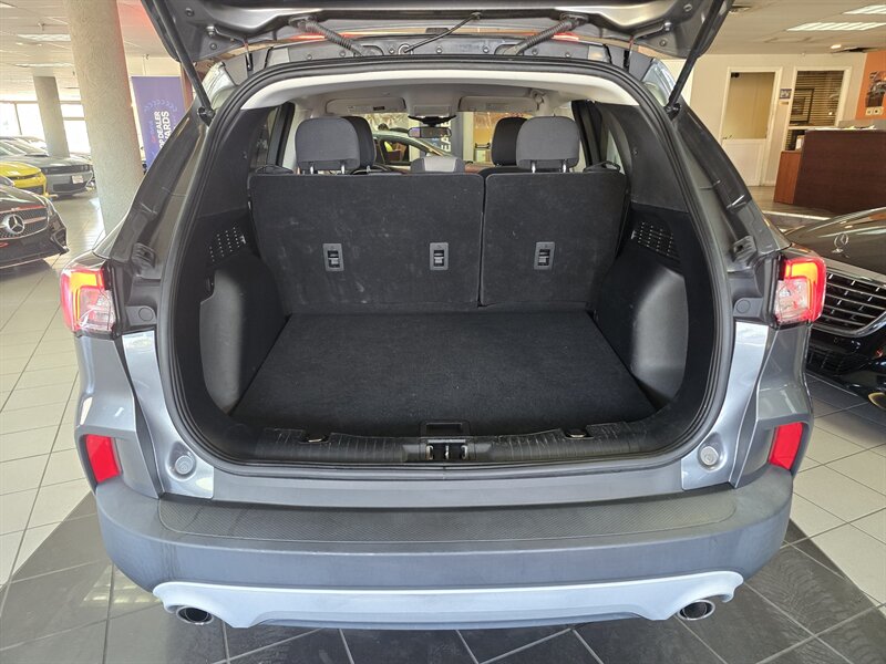2022 Ford Escape SE 4DR SUV AWD - Photo 30 - Hamilton, OH 45015