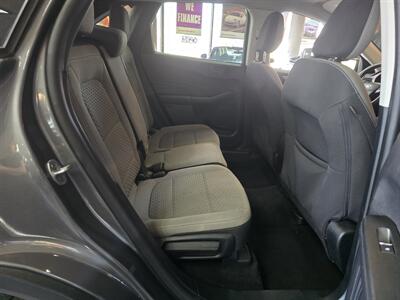 2022 Ford Escape SE 4DR SUV AWD - Photo 16 - Hamilton, OH 45015