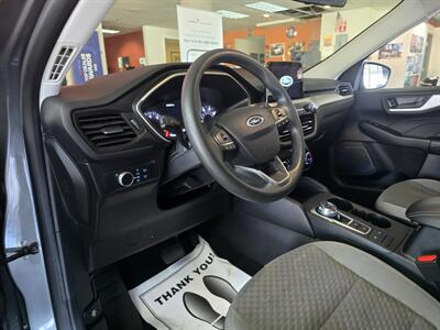 2022 Ford Escape SE 4DR SUV AWD - Photo 8 - Hamilton, OH 45015