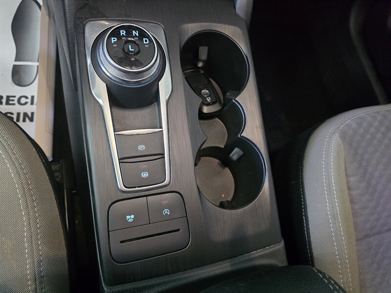 2022 Ford Escape SE 4DR SUV AWD - Photo 19 - Hamilton, OH 45015