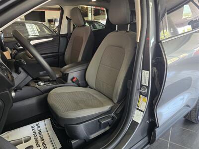 2022 Ford Escape SE 4DR SUV AWD - Photo 9 - Hamilton, OH 45015