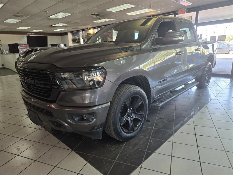 2020 RAM 1500 Big Horn 4DR CREW CAB 4X4   - Photo 1 - Hamilton, OH 45015