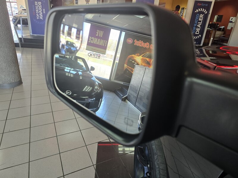 2020 RAM 1500 Big Horn 4DR CREW CAB 4X4 - Photo 18 - Hamilton, OH 45015
