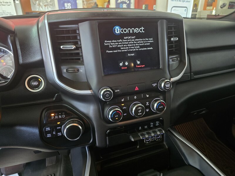 2020 RAM 1500 Big Horn 4DR CREW CAB 4X4 - Photo 31 - Hamilton, OH 45015
