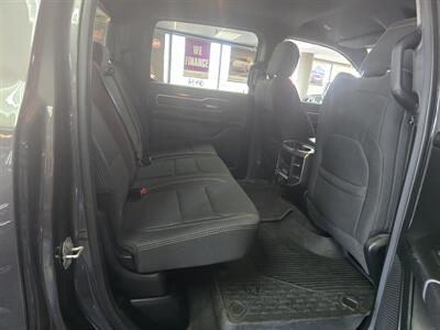 2020 RAM 1500 Big Horn 4DR CREW CAB 4X4 - Photo 15 - Hamilton, OH 45015