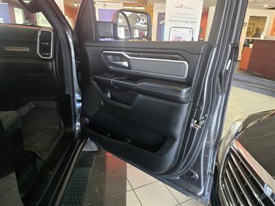 2020 RAM 1500 Big Horn 4DR CREW CAB 4X4 - Photo 13 - Hamilton, OH 45015