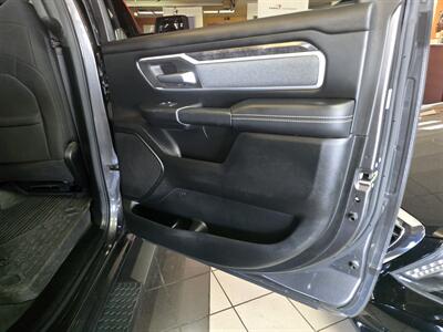 2020 RAM 1500 Big Horn 4DR CREW CAB 4X4 - Photo 16 - Hamilton, OH 45015