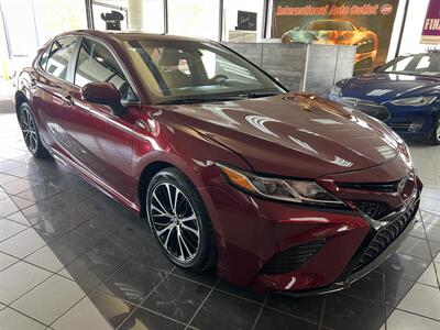 2018 Toyota Camry SE 4DR SEDAN  
