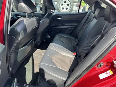 2018 Toyota Camry SE 4DR SEDAN   - Photo 21 - Hamilton, OH 45015