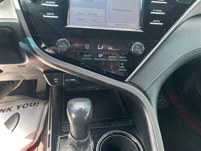 2018 Toyota Camry SE 4DR SEDAN   - Photo 20 - Hamilton, OH 45015
