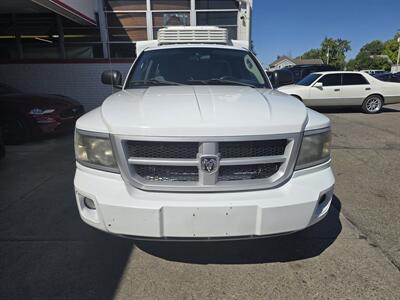2011 RAM Dakota Big Horn EXTENDED CAB REFREGERATOR TRUCK   - Photo 2 - Hamilton, OH 45015