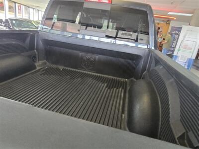 2017 RAM 1500 Big Horn 4DR CREW CAB 4X4 - Photo 39 - Hamilton, OH 45015