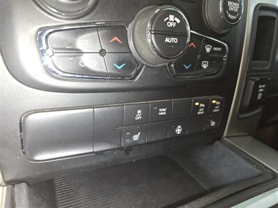 2017 RAM 1500 Big Horn 4DR CREW CAB 4X4 - Photo 32 - Hamilton, OH 45015