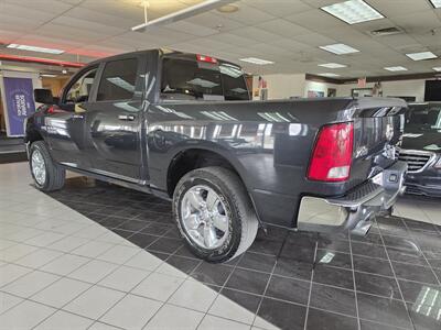2017 RAM 1500 Big Horn 4DR CREW CAB 4X4 - Photo 7 - Hamilton, OH 45015