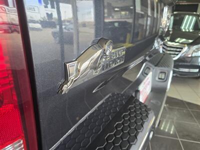2017 RAM 1500 Big Horn 4DR CREW CAB 4X4 - Photo 36 - Hamilton, OH 45015