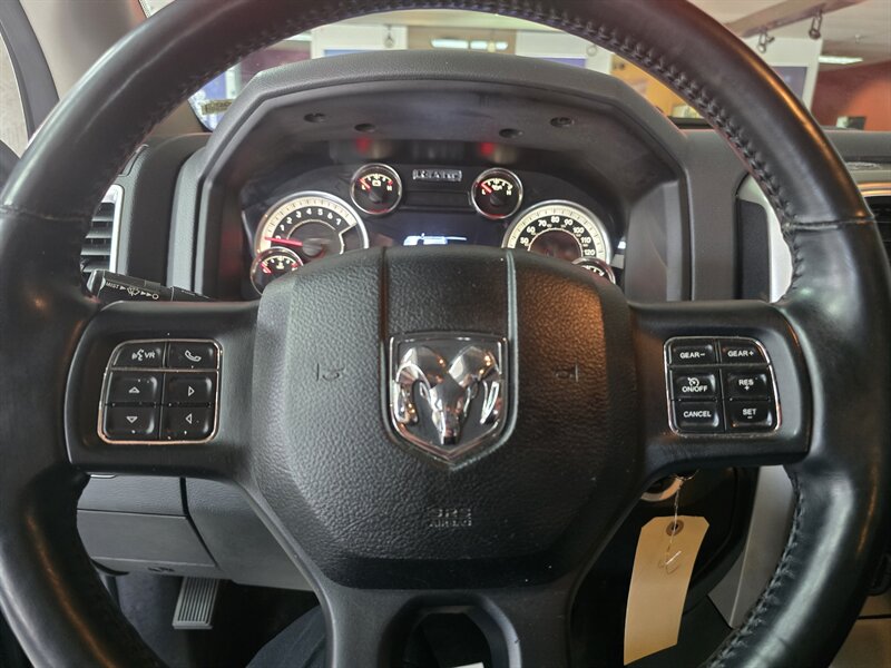 2017 RAM 1500 Big Horn 4DR CREW CAB 4X4 - Photo 34 - Hamilton, OH 45015