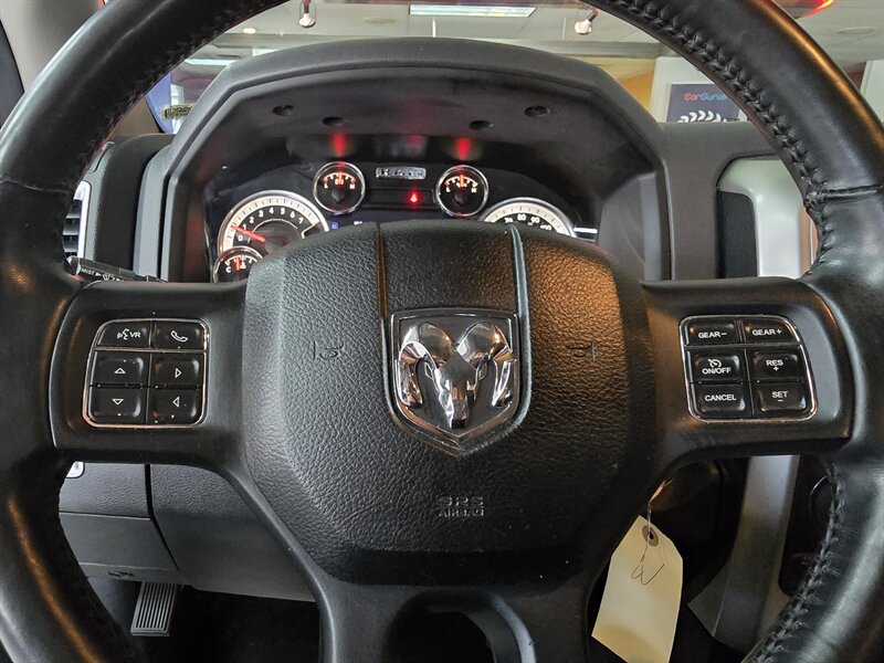 2017 RAM 1500 Big Horn 4DR CREW CAB 4X4 - Photo 28 - Hamilton, OH 45015