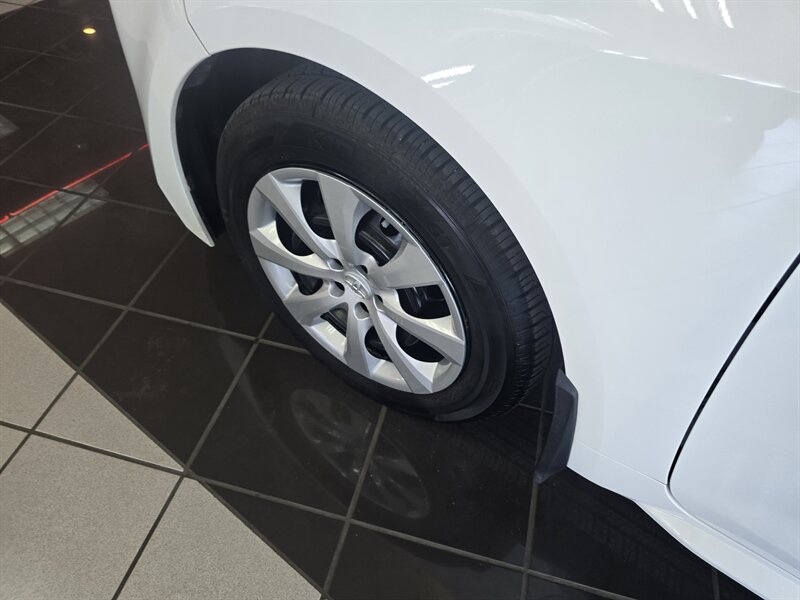 2022 Toyota Corolla LE 4DR SEDAN - Photo 30 - Hamilton, OH 45015