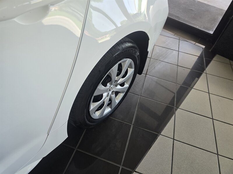 2022 Toyota Corolla LE 4DR SEDAN - Photo 31 - Hamilton, OH 45015