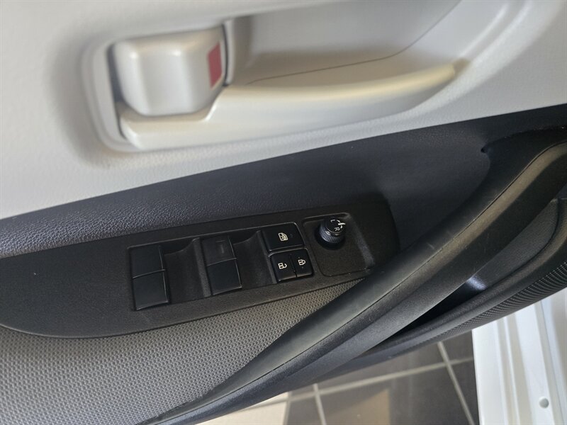 2022 Toyota Corolla LE 4DR SEDAN - Photo 17 - Hamilton, OH 45015