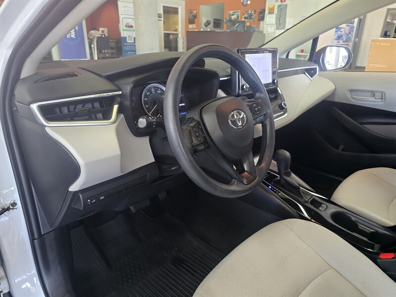 2022 Toyota Corolla LE 4DR SEDAN - Photo 8 - Hamilton, OH 45015