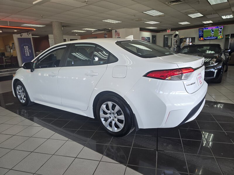 2022 Toyota Corolla LE 4DR SEDAN - Photo 6 - Hamilton, OH 45015