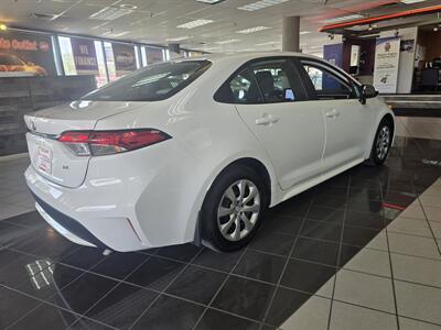 2022 Toyota Corolla LE 4DR SEDAN - Photo 4 - Hamilton, OH 45015
