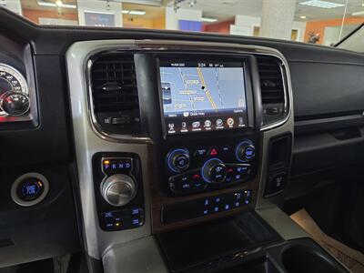 2015 RAM 1500 Laramie CREW CAB 4X4   - Photo 28 - Hamilton, OH 45015