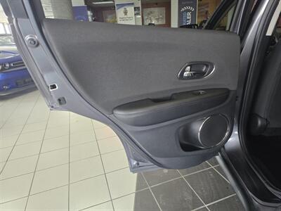 2021 Honda HR-V EX   - Photo 10 - Hamilton, OH 45015