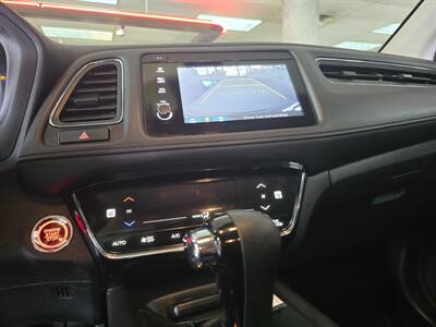 2021 Honda HR-V EX   - Photo 19 - Hamilton, OH 45015