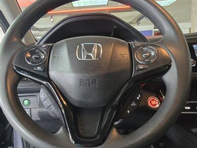 2021 Honda HR-V EX   - Photo 21 - Hamilton, OH 45015
