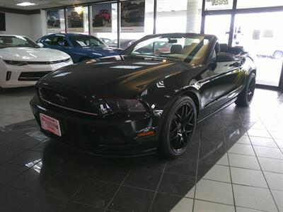 2014 Ford Mustang V6   - Photo 1 - Hamilton, OH 45015
