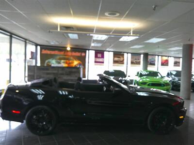 2014 Ford Mustang V6   - Photo 5 - Hamilton, OH 45015