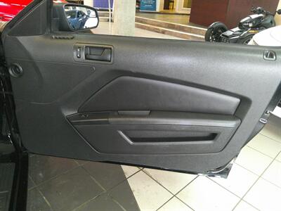 2014 Ford Mustang V6   - Photo 22 - Hamilton, OH 45015